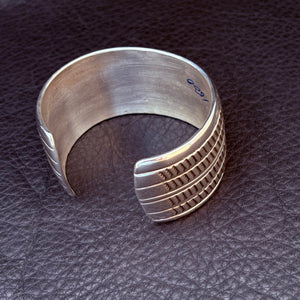 M/L 1 1/4” Radial Bracelet