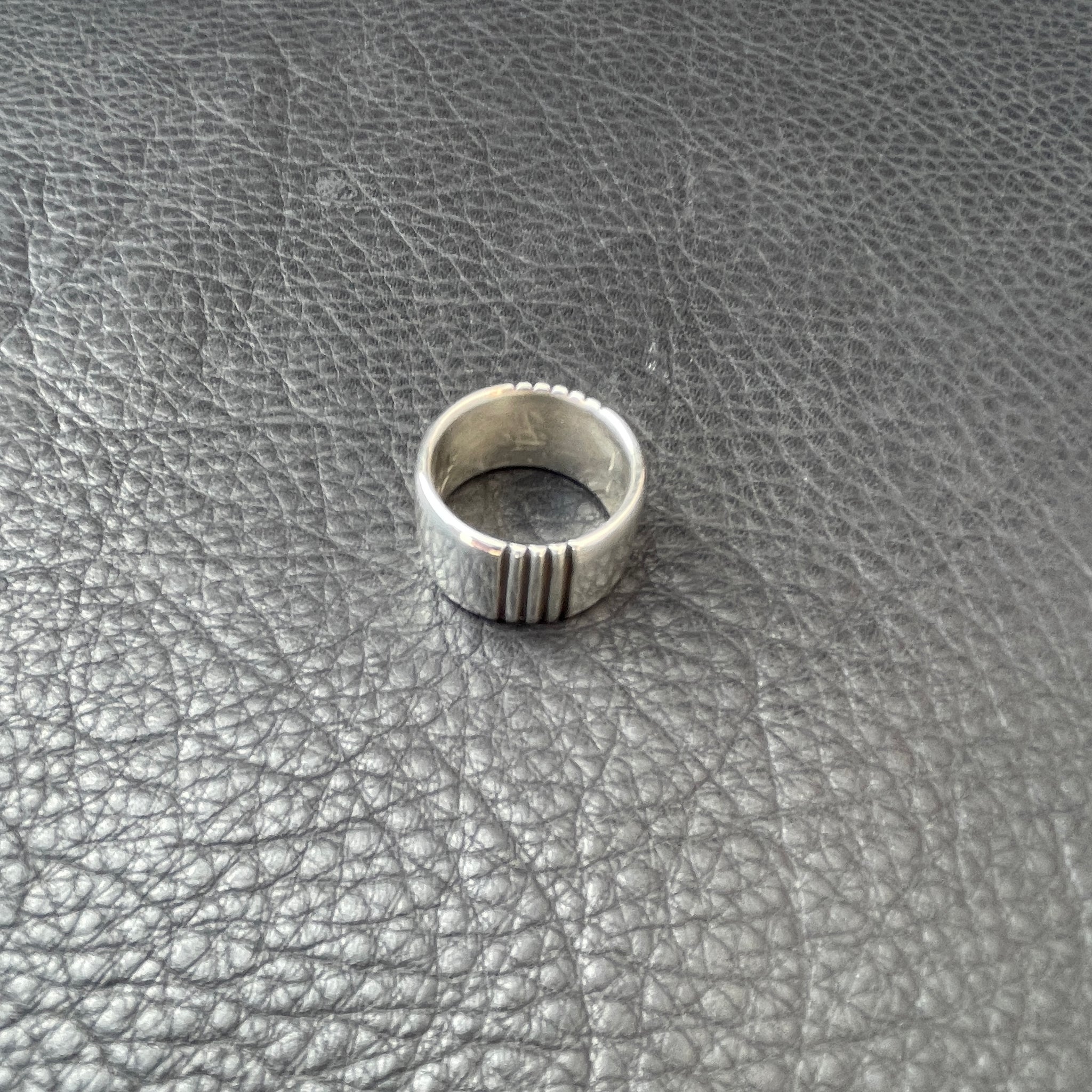 Linework Ring #10