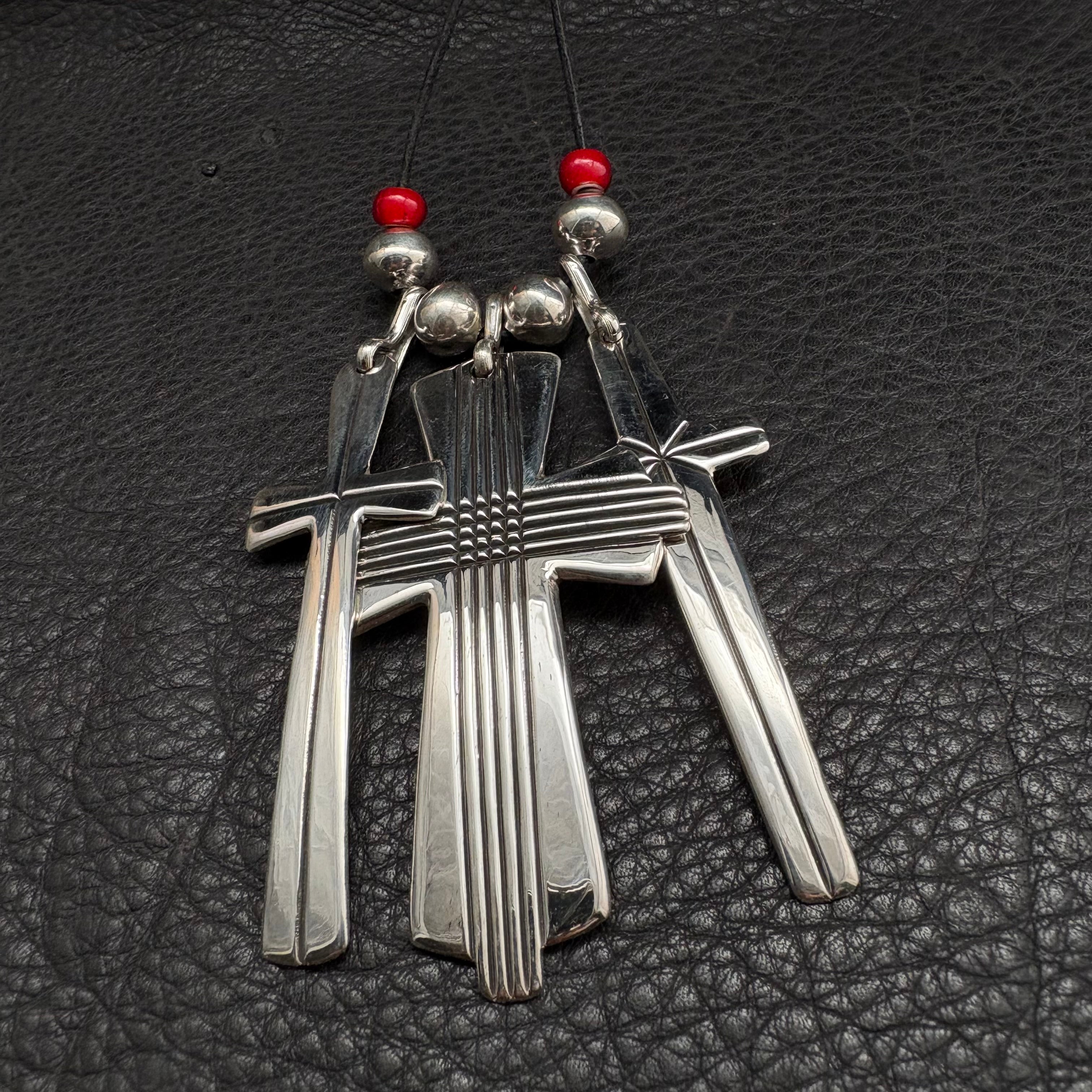アクセサリー Cippy Crazy Horse / Triple Cross Pendant amp japan(アンプジャパン)通販 GOTHIC TOKYO(ゴシックトウキョウ)公式