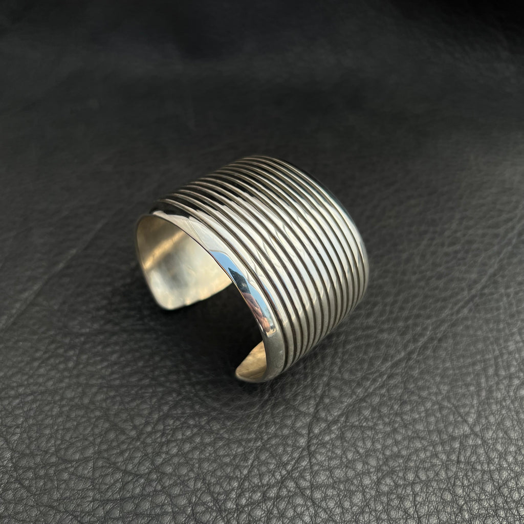 L Wide Lined Ingot Cuff