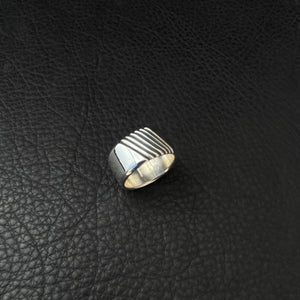 Linework Ring #13