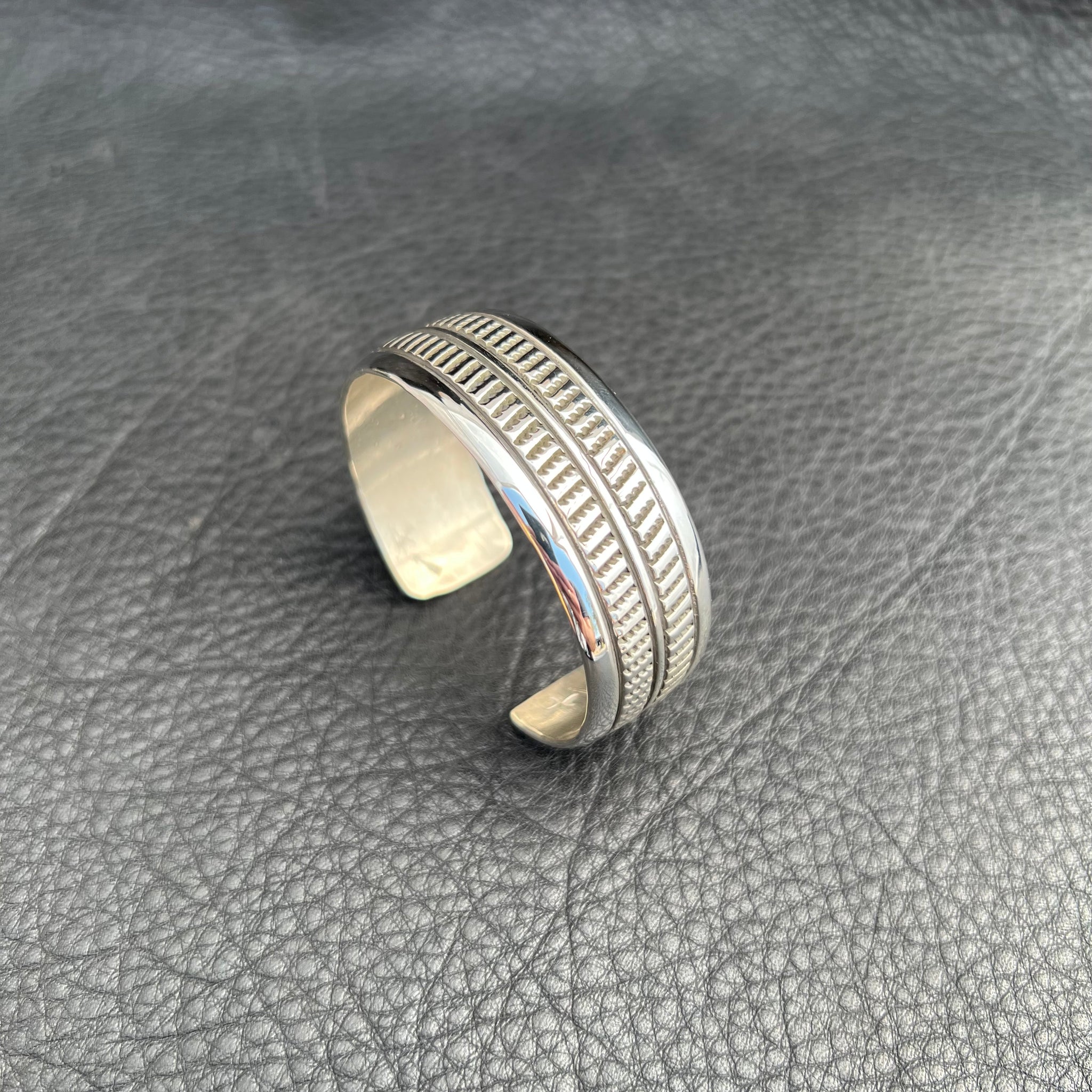 M/L 3/4” Radial Bracelet