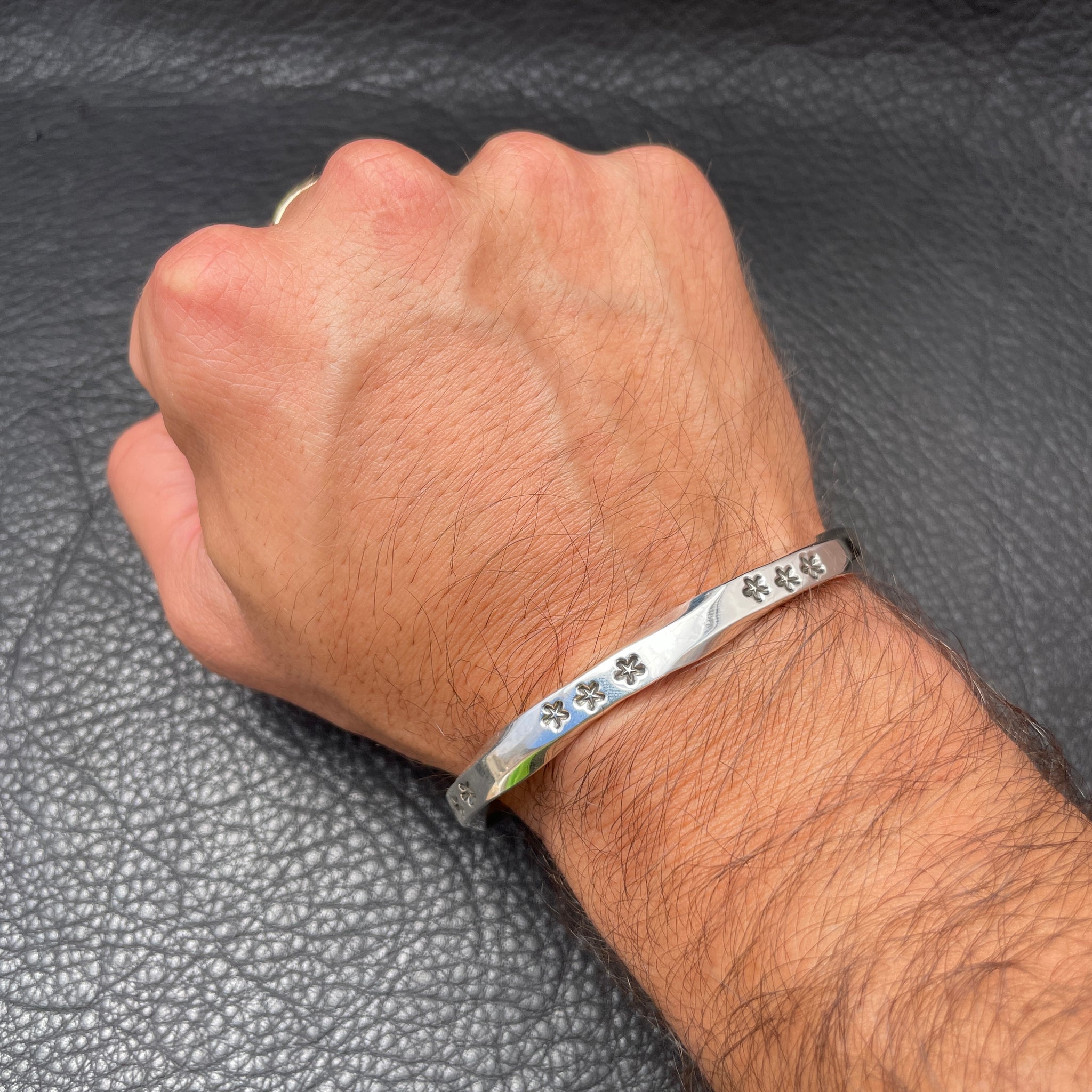 L-XL Star Flow Bracelet