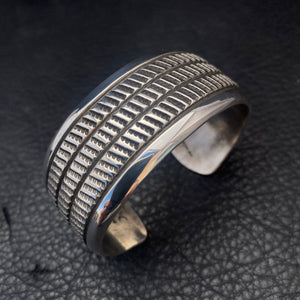 M/L Radial Cuff Bracelet